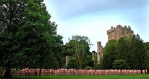 spencer tunick 2008 cork (Ireland)