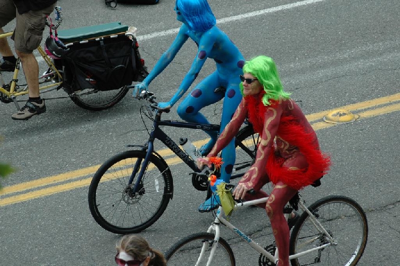 Seattle Fremont Parade Summer Solstice d'été nude cyclists 2008