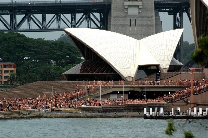 spencer tunick 2010 Sydney