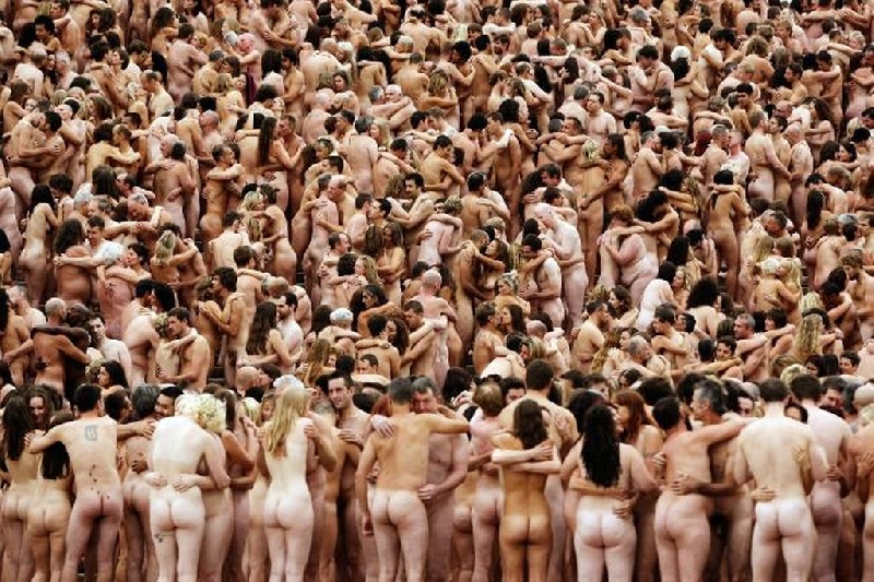 spencer tunick 2010 Sydney