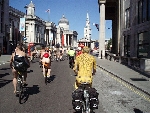 worldNakedBikeRide London 2005 (A Jefferson)