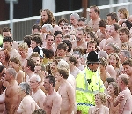 spencer_tunick_2006_Newcastle