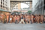spencer_tunick_2006_caracas_venezuela