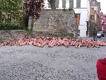 spencer_tunick_2005_chocolat_noir_femmes