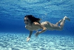 Nues sous l'eau