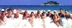 Naturistes nus à la plage