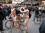 WorldNakedBikeRide WNBR cyclonue ciclonudista 2008 Paris