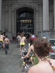 WorldNakedBikeRide cyclonue ciclonudista 2008 Bruxelles