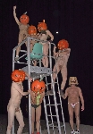 Course de citrouilles nues (Naked Pumpkin Run)