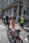 world naked bike ride cyclonue ciclonudista london 2009