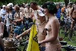 world naked bike ride cyclonue ciclonudista london 2009