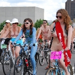 world naked bike ride cyclonue ciclonudista london 2009