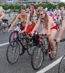 world naked bike ride cyclonue ciclonudista london 2009