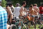 world naked bike ride cyclonue ciclonudista london 2009