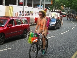 world naked bike ride cyclonue ciclonudista london 2009