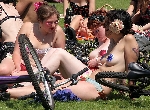world naked bike ride cyclonue ciclonudista london 2009